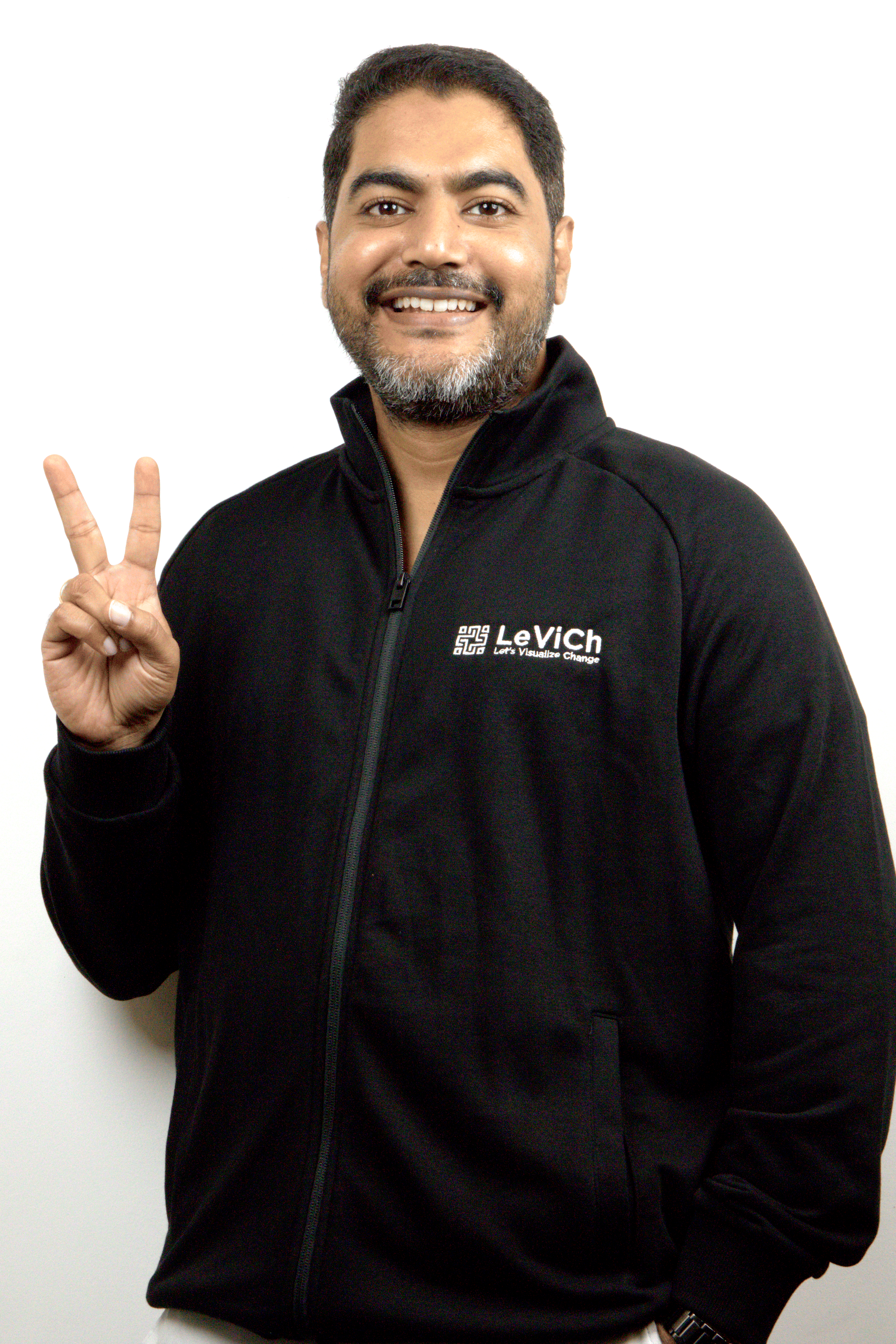 Vinu Mathew Thomas hover